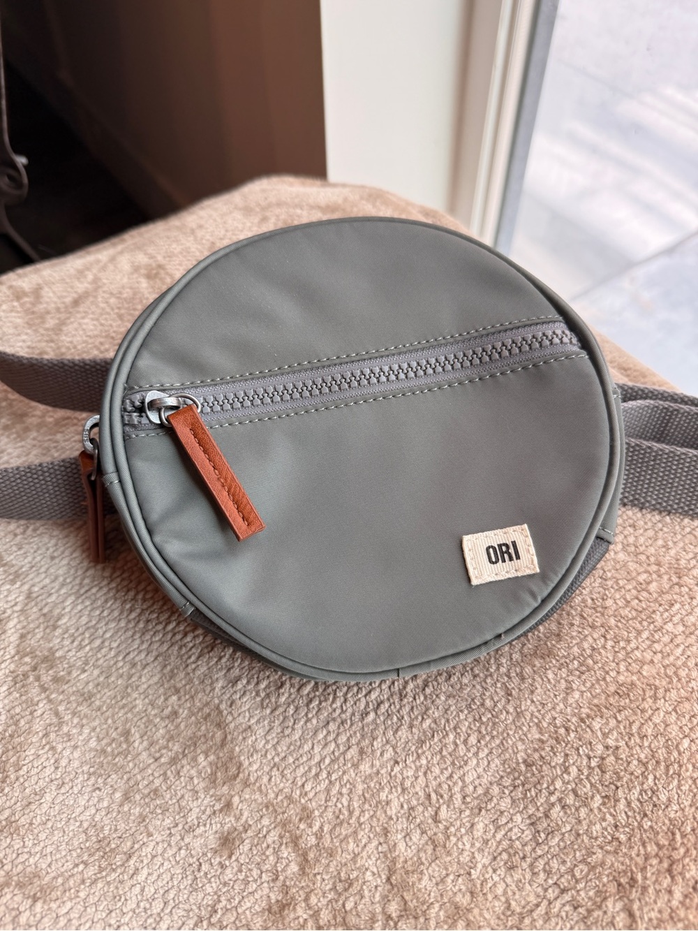 ORI London Bag Company Round Crossbody Bag in Olive Green